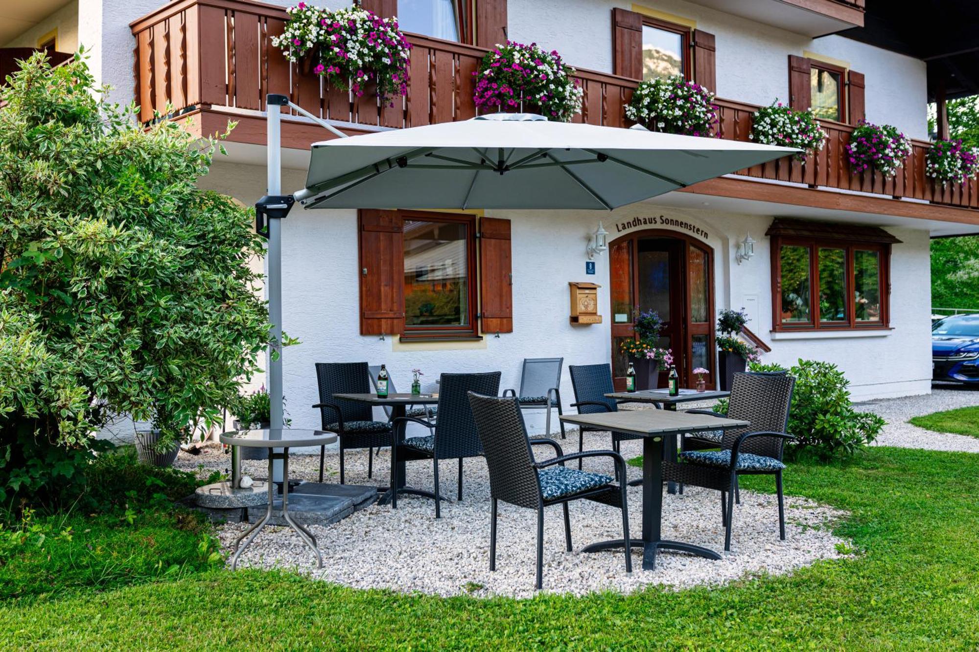 Hotel Garni Landhaus Sonnenstern Schoenau am Koenigsee Exterior foto