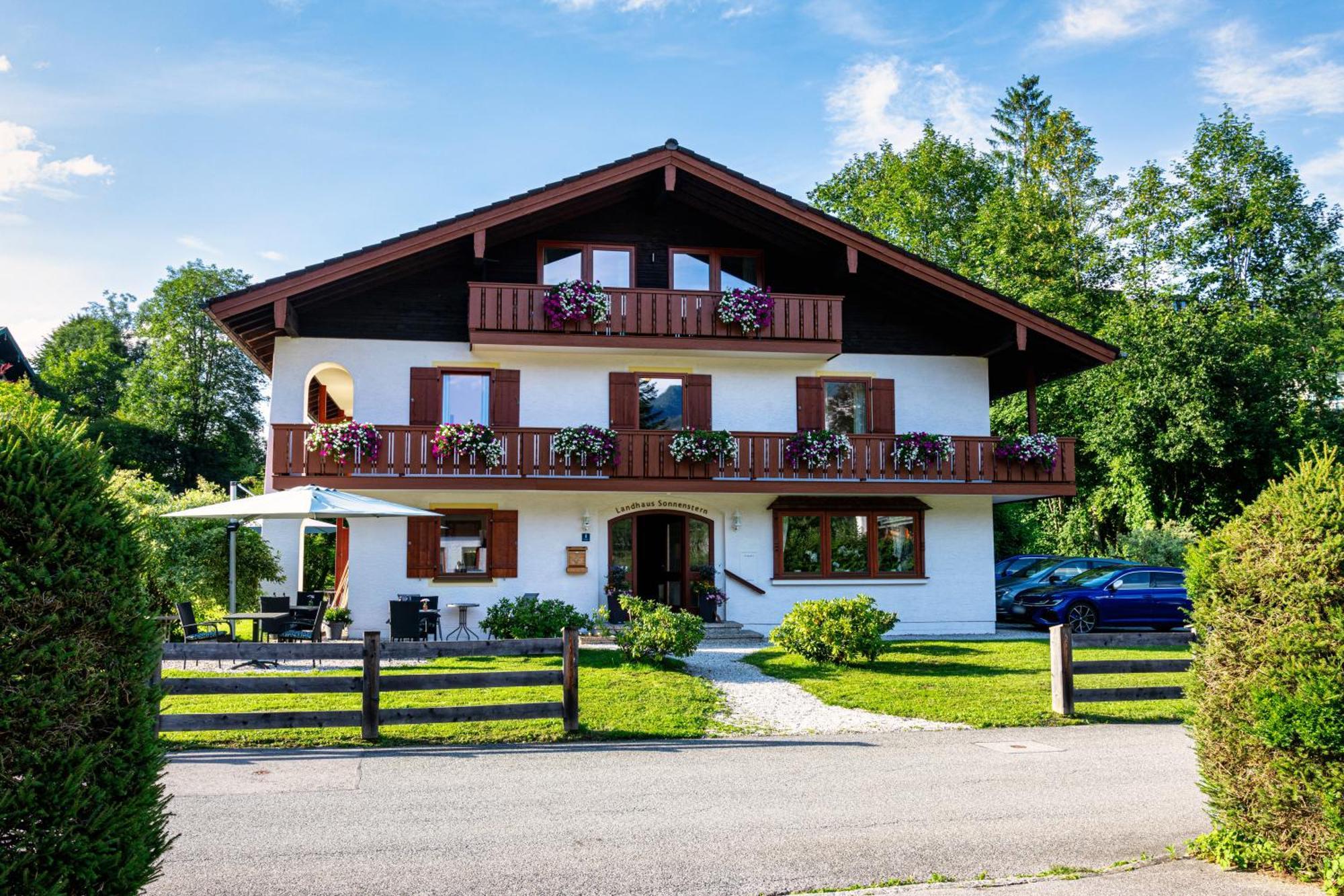 Hotel Garni Landhaus Sonnenstern Schoenau am Koenigsee Exterior foto